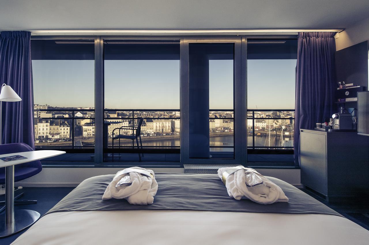 Hotel Mercure Centre Port 4*