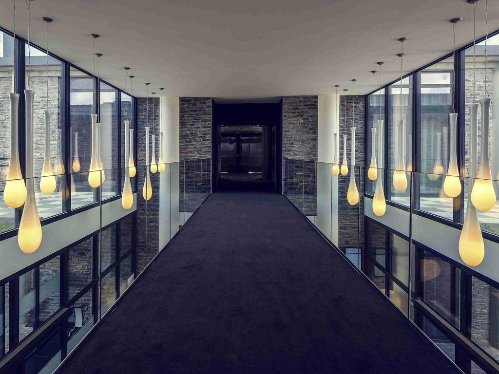 Mercure Centre Port Hotel