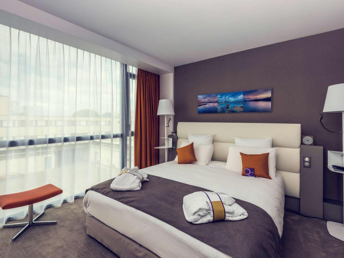 Mercure Centre Port 4*