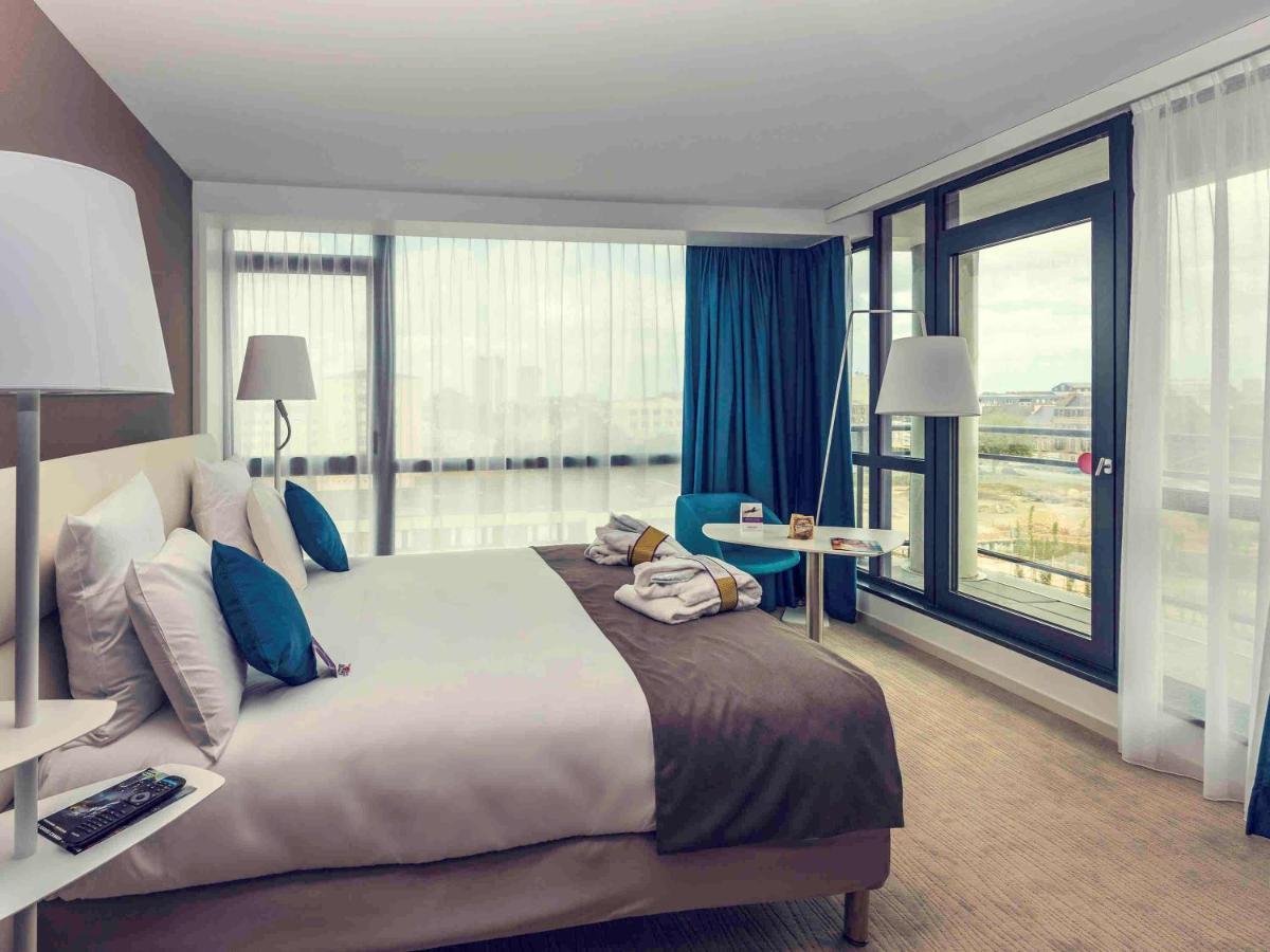 Hotel Mercure Centre Port 4*
