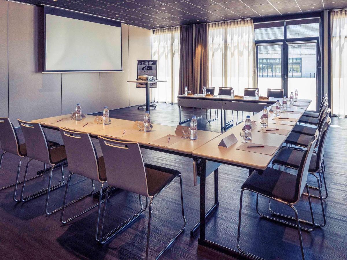 Mercure Centre Port Hotel 4*